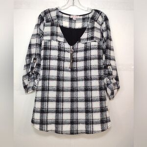 Tempted Los Angeles Women's Black /Grey Plaid Tunic Size (1X)